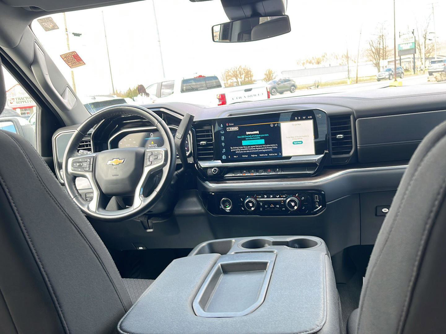 Used 2023 Chevrolet Silverado 1500 LT AWD/4WD image 26