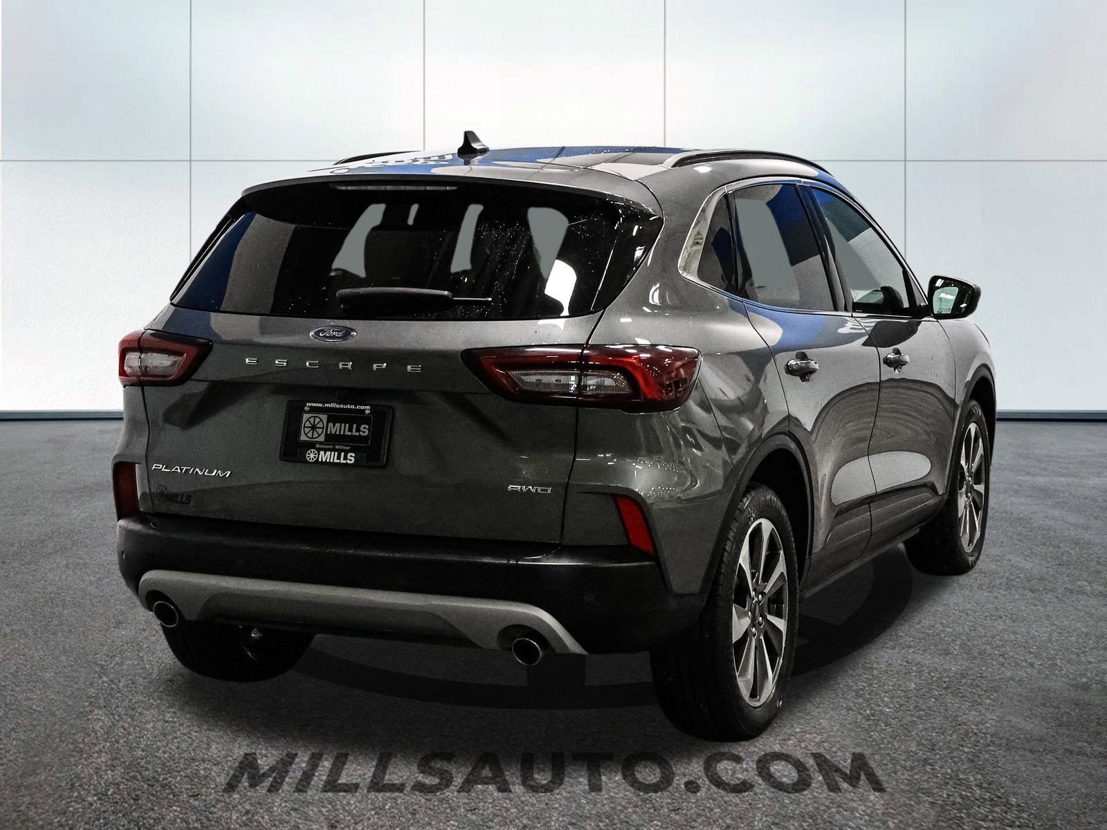 Certified 2025 Ford Escape Platinum AWD/4WD image 7