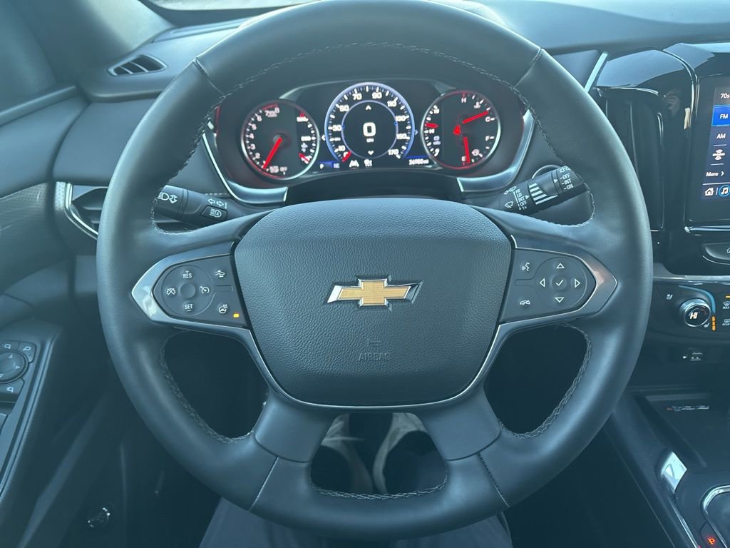 Used 2023 Chevrolet Traverse Premier image 20