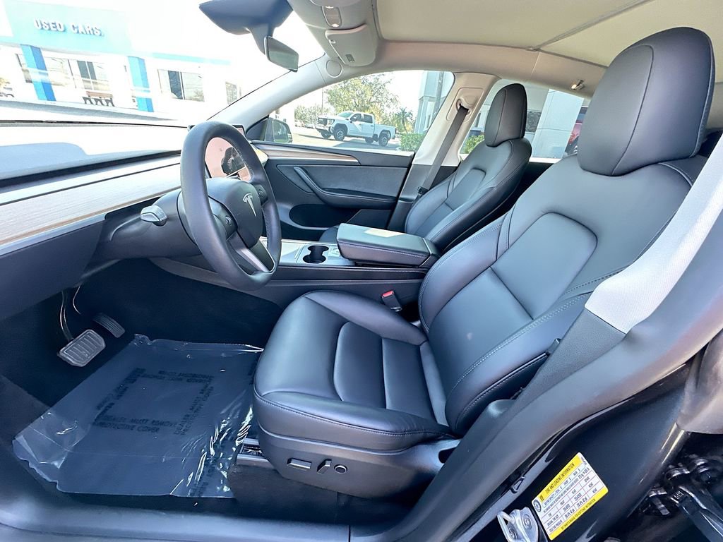 Used 2024 Tesla Model Y Long Range image 20