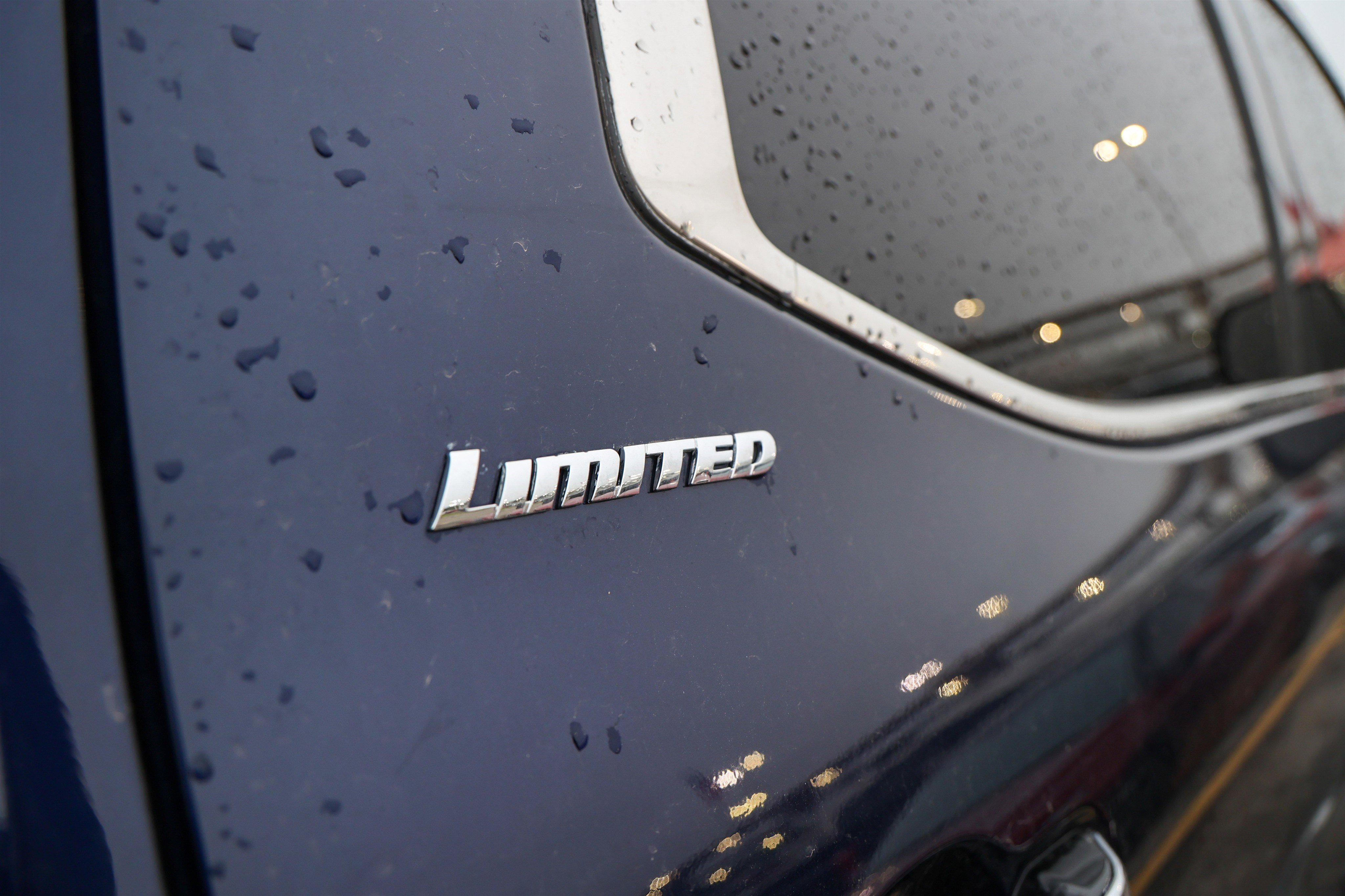 Used 2022 Toyota Tundra Limited w/ Power Package RWD image 10