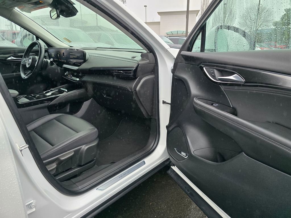 Used 2024 Buick Envision Preferred image 13