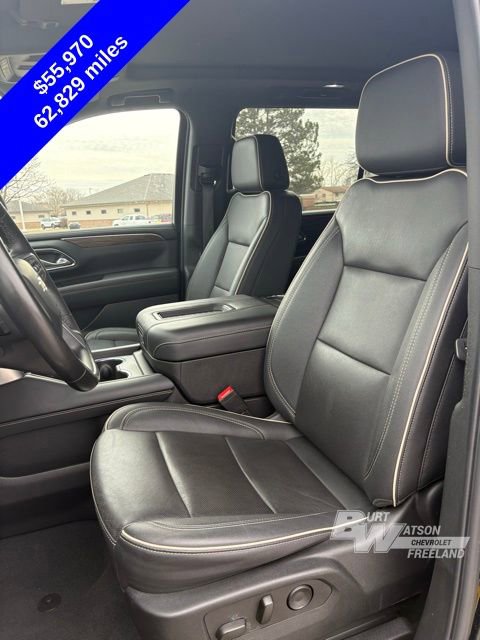 Used 2024 Chevrolet Suburban Premier w/ Premium Package 2 AWD/4WD image 12