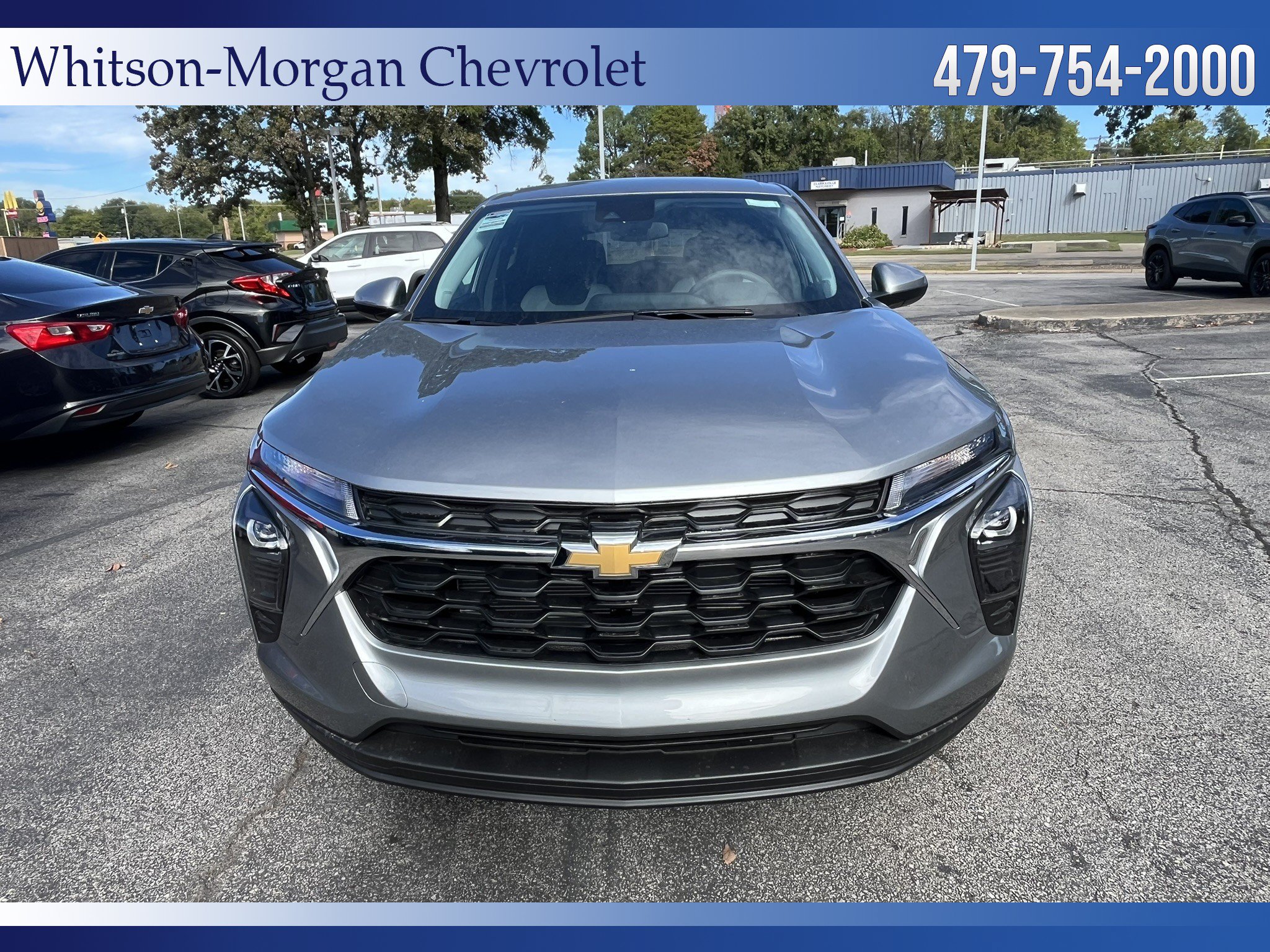 New 2026 Chevrolet Trax LS w/ LS Convenience Package FWD image 2