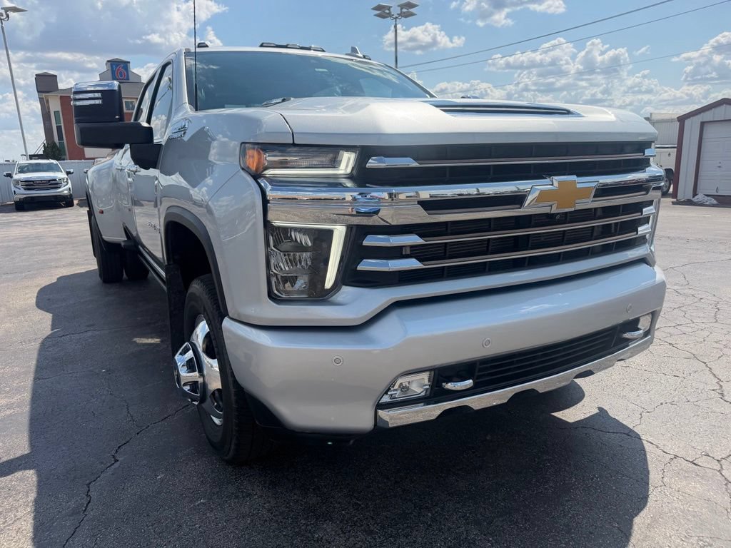 Used 2022 Chevrolet Silverado 3500 High Country AWD/4WD image 7