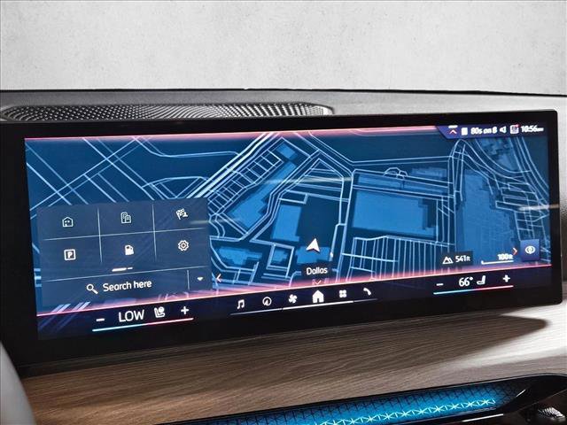 Certified 2025 BMW 330i Sedan w/ Convenience Package image 13