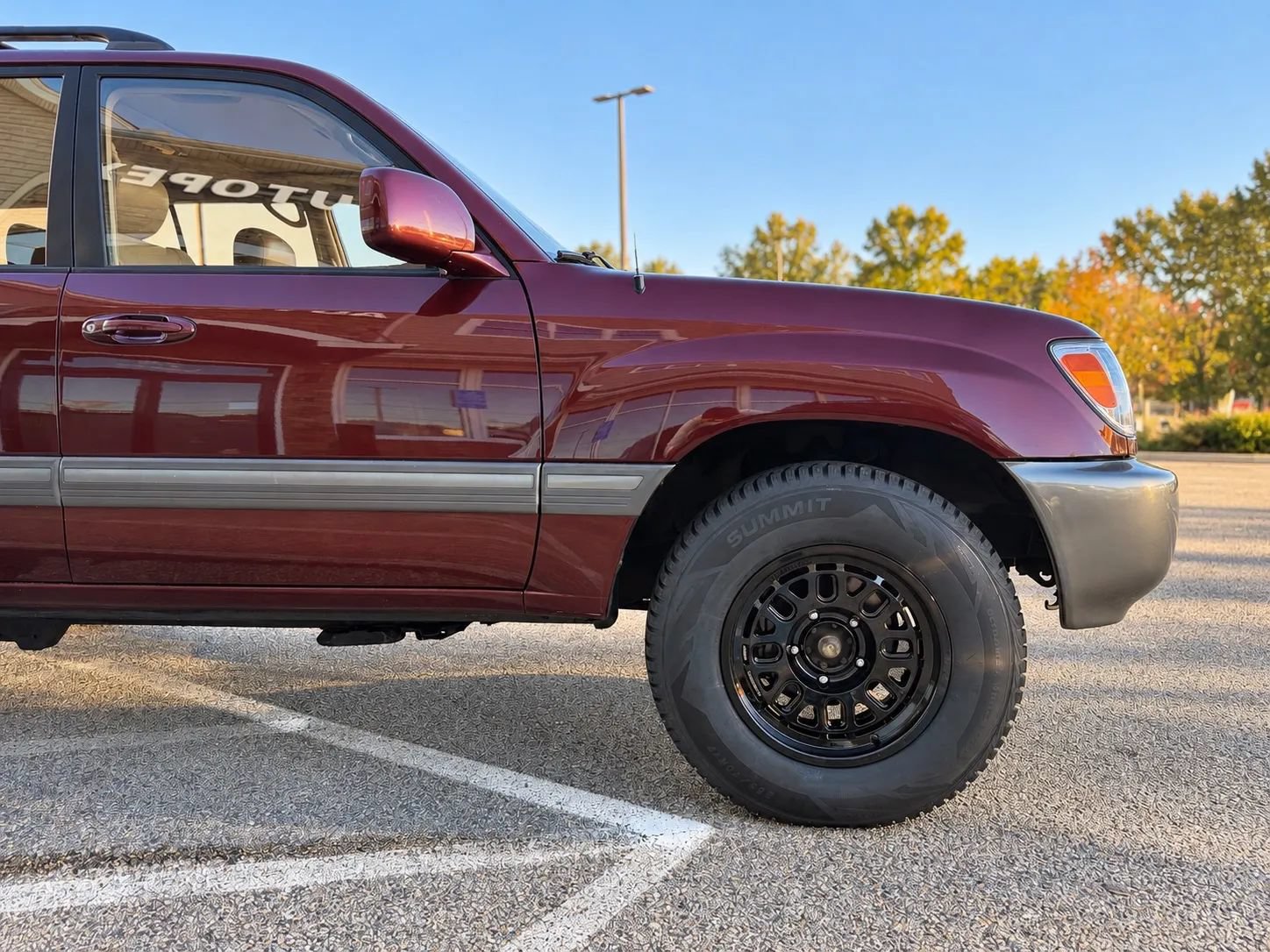 Used 2000 Toyota Land Cruiser w/ Convenience Pkg AWD/4WD image 17