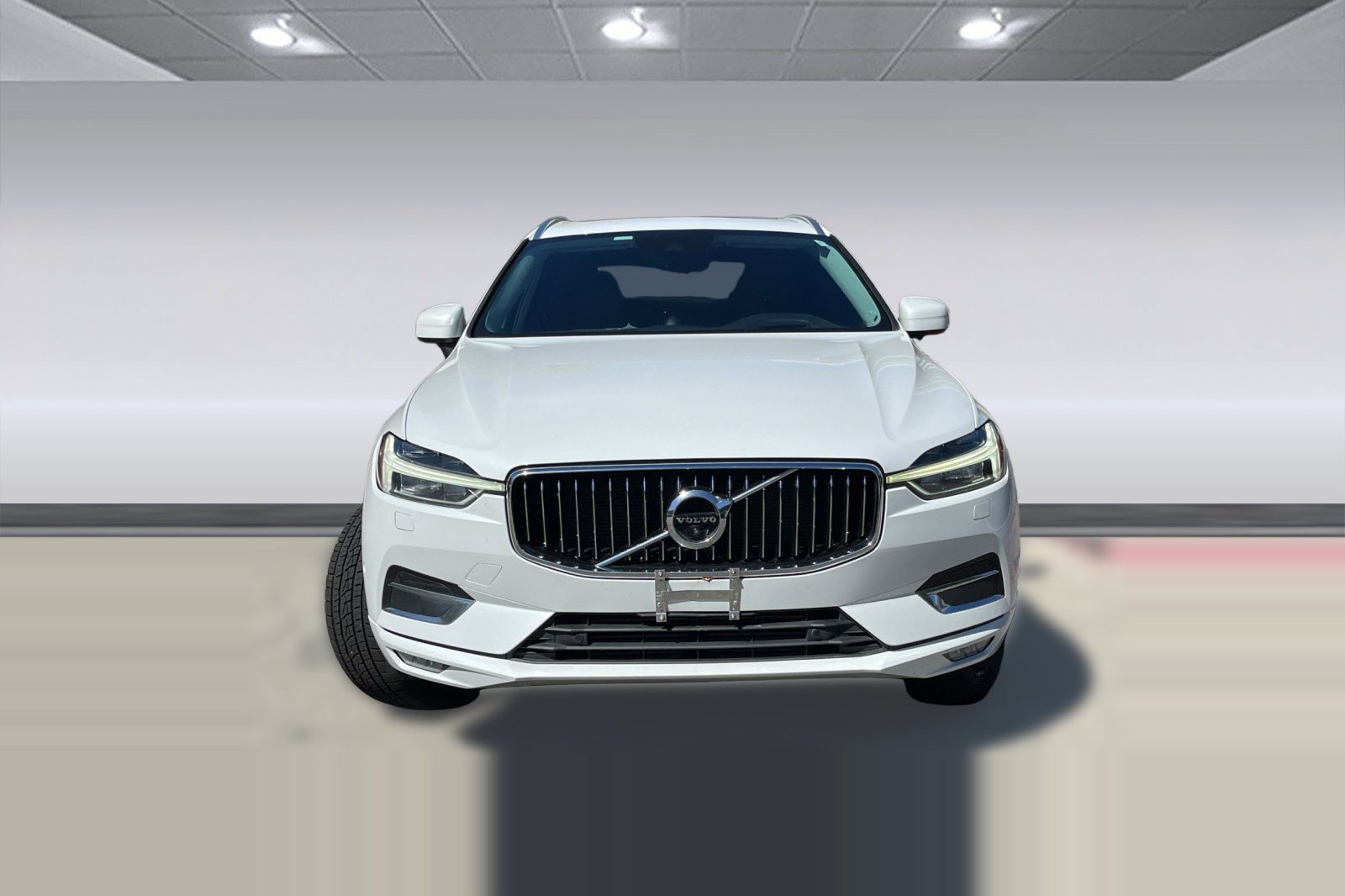 Used 2018 Volvo XC60 T6 Inscription w/ Luxury Seat Package AWD/4WD image 4