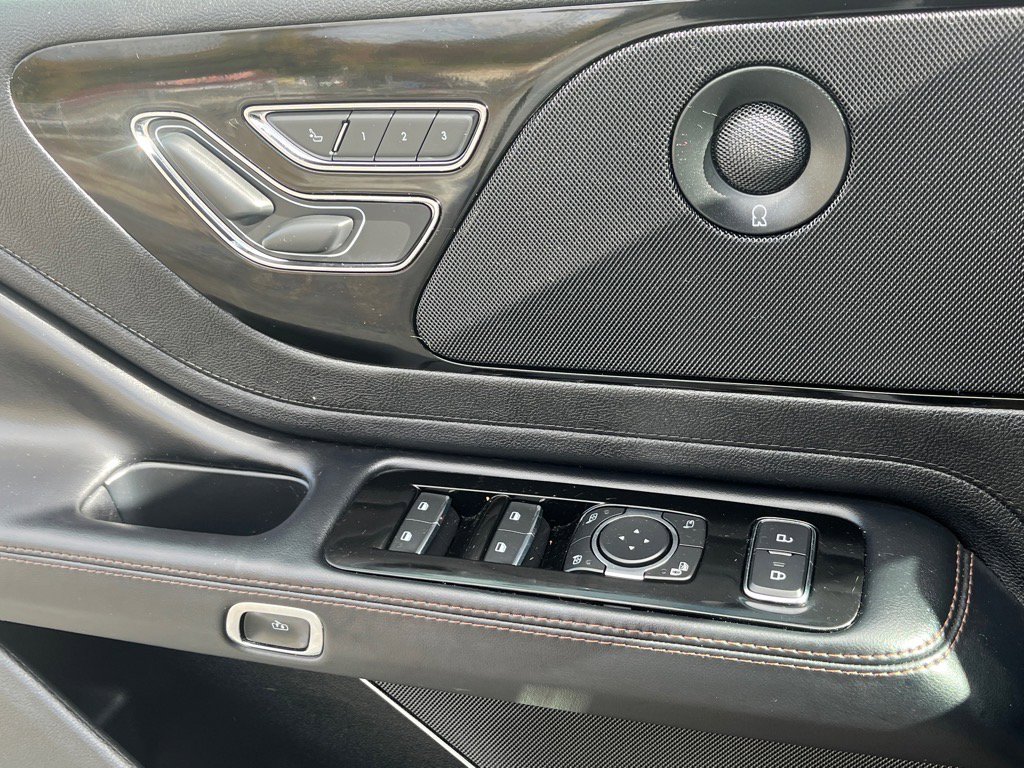 Used 2022 Lincoln Aviator Reserve w/ Equipment Group 201A image 17