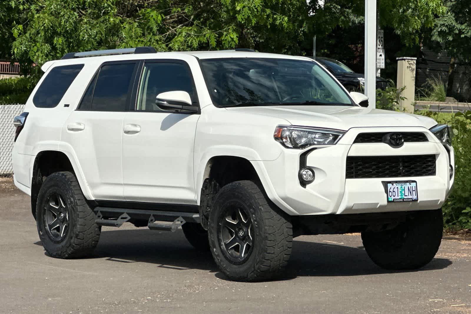 Used 2019 Toyota 4Runner SR5 Premium AWD/4WD image 9