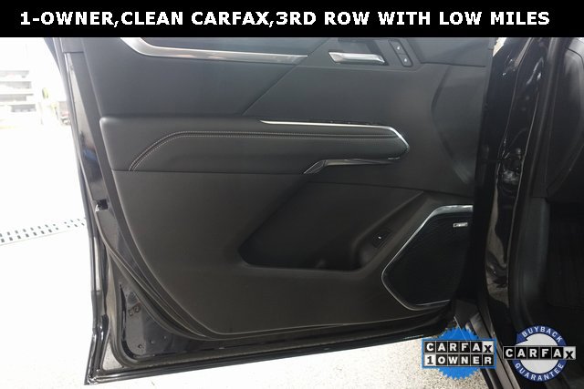 Used 2025 GMC Acadia Elevation image 16