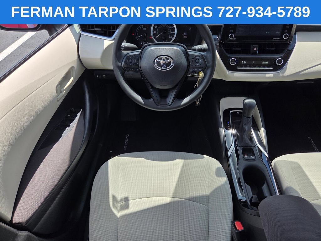 Used 2022 Toyota Corolla LE FWD image 16