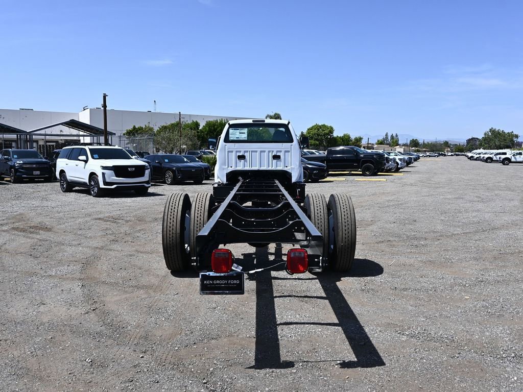 New 2027 Ford F650 2WD Regular Cab Super Duty image 5