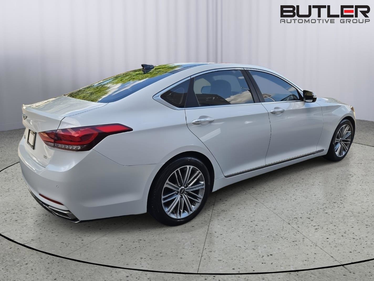 Used 2018 Genesis G80 3.8 w/ Option Group 03 RWD image 5