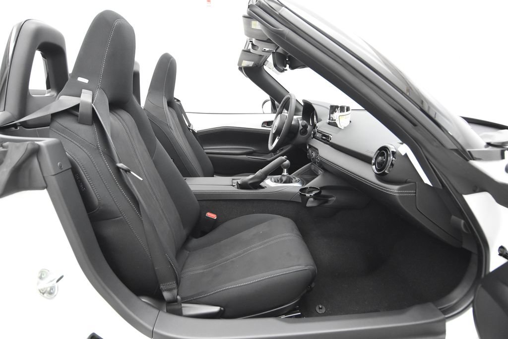 New 2026 MAZDA MX-5 Miata Club RWD image 26