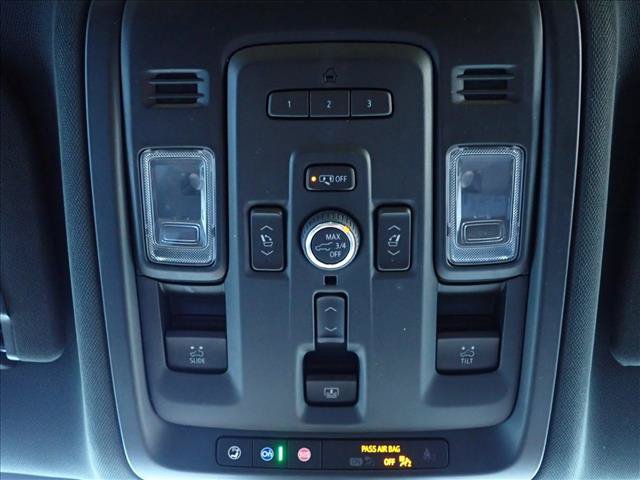 Used 2023 Chevrolet Tahoe High Country w/ Premium Package 2 AWD/4WD image 25