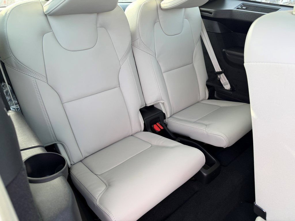 New 2026 Volvo XC90 B6 Ultra w/ Protection Package AWD/4WD image 15