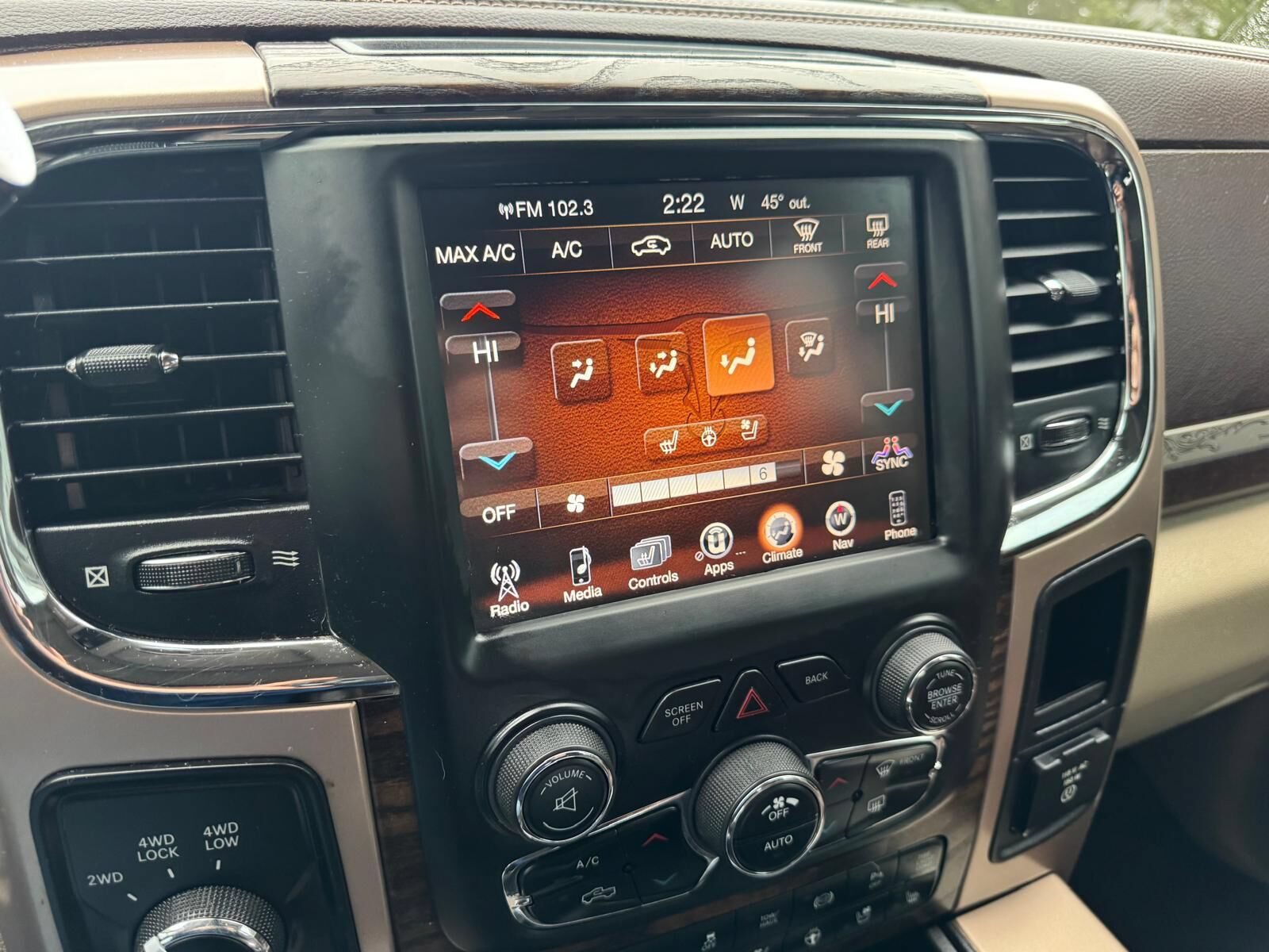 Used 2013 RAM 2500 Longhorn w/ Cold Weather Group AWD/4WD image 18