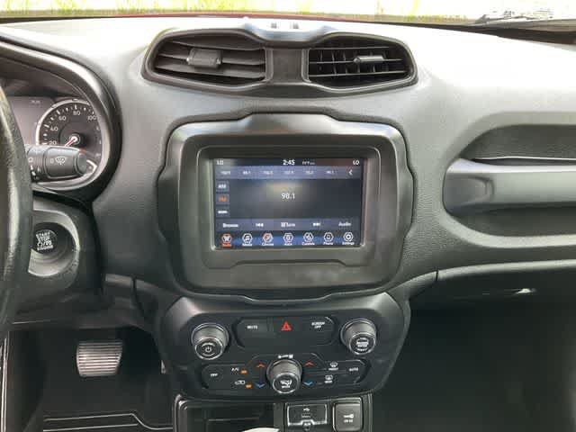 Used 2018 Jeep Renegade Limited FWD image 21