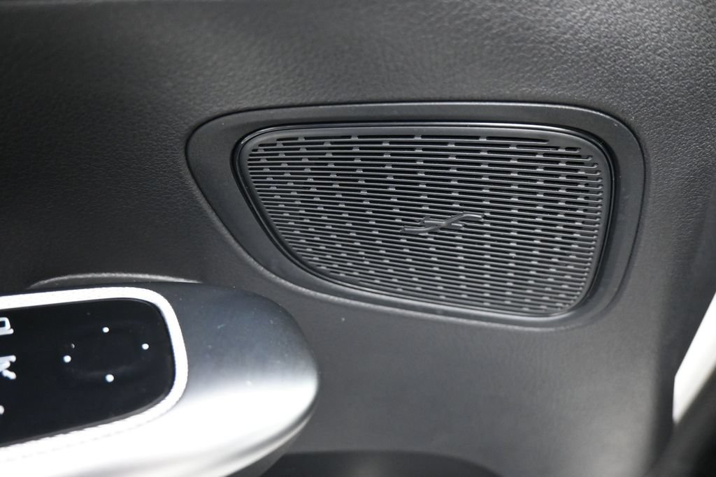 Used 2026 Mercedes-Benz GLC 300 image 16