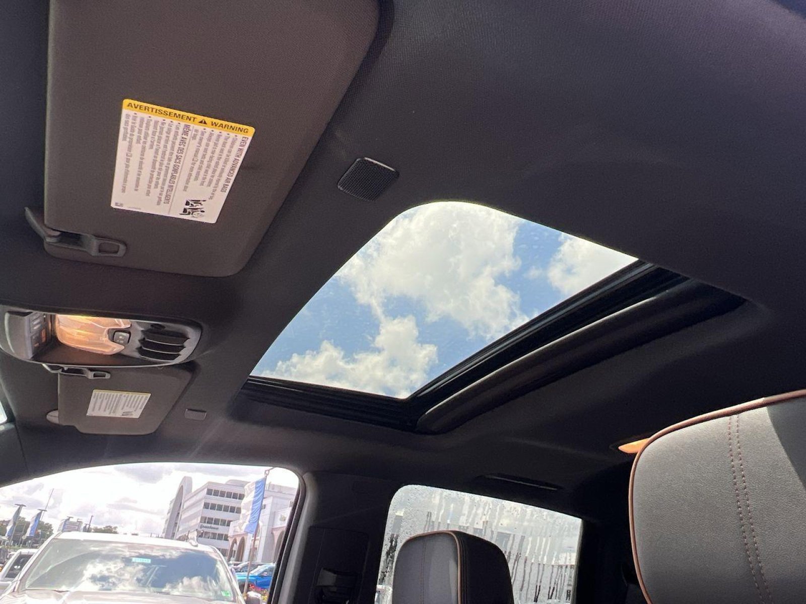 New 2025 GMC Canyon AT4 w/ Nightfall Edition image 19