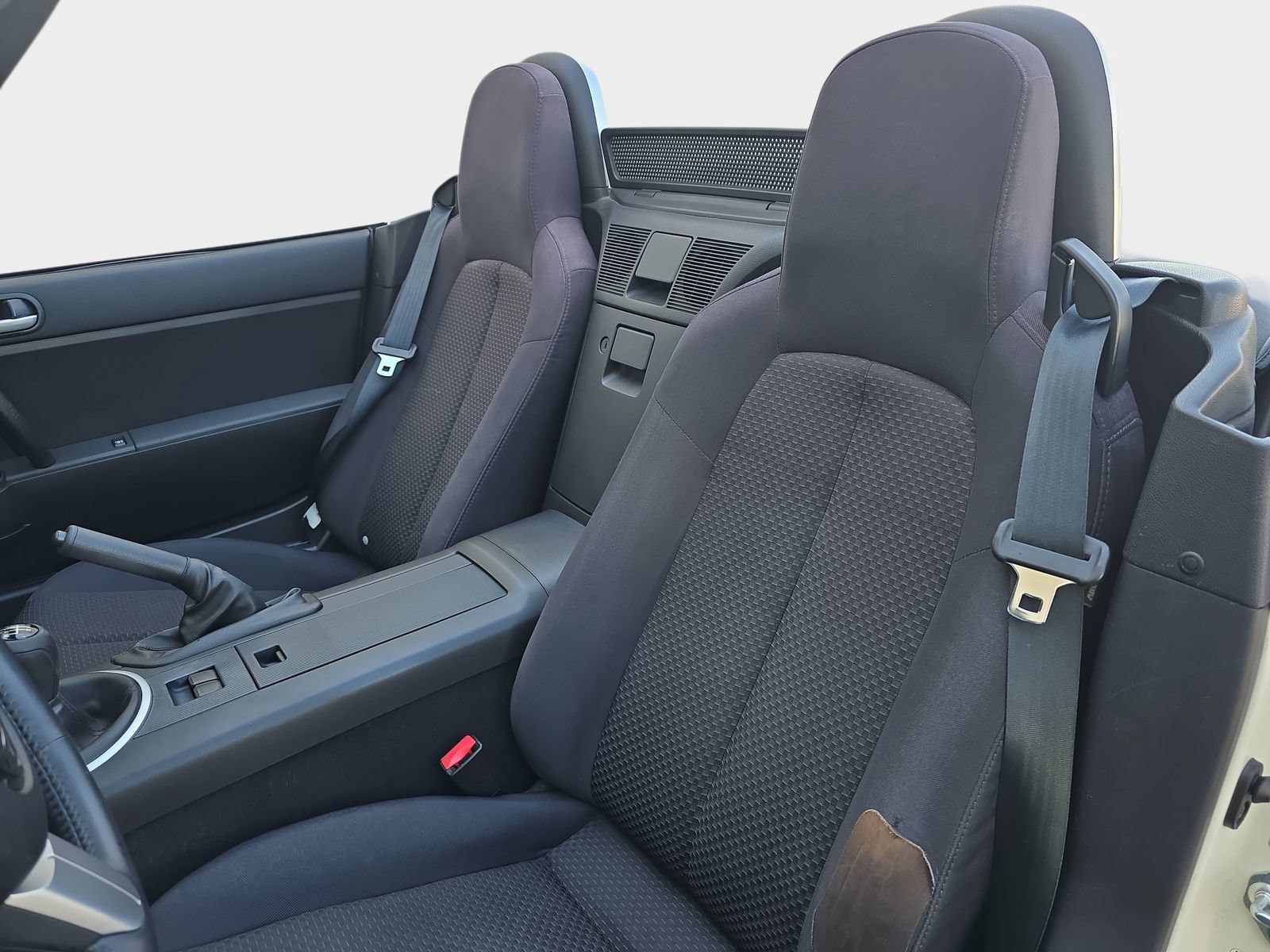 Used 2007 MAZDA MX-5 Miata Touring RWD image 16