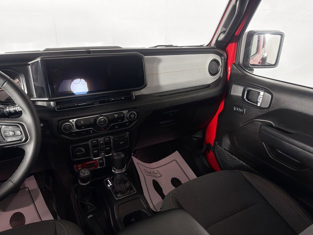 Used 2025 Jeep Wrangler Unlimited Sport S 4xe AWD/4WD image 22