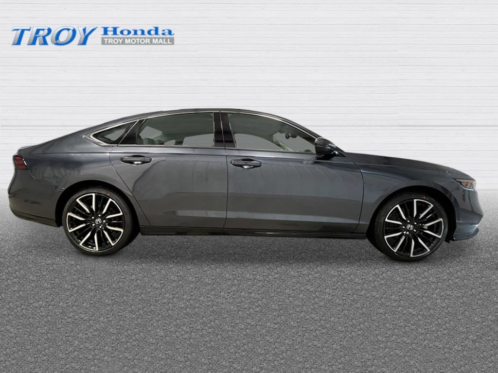 New 2026 Honda Accord Touring image 8