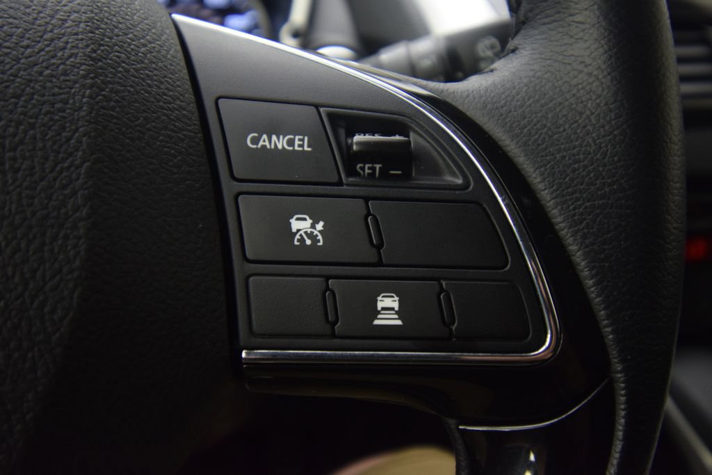Used 2025 Mitsubishi Eclipse Cross SE AWD/4WD image 34