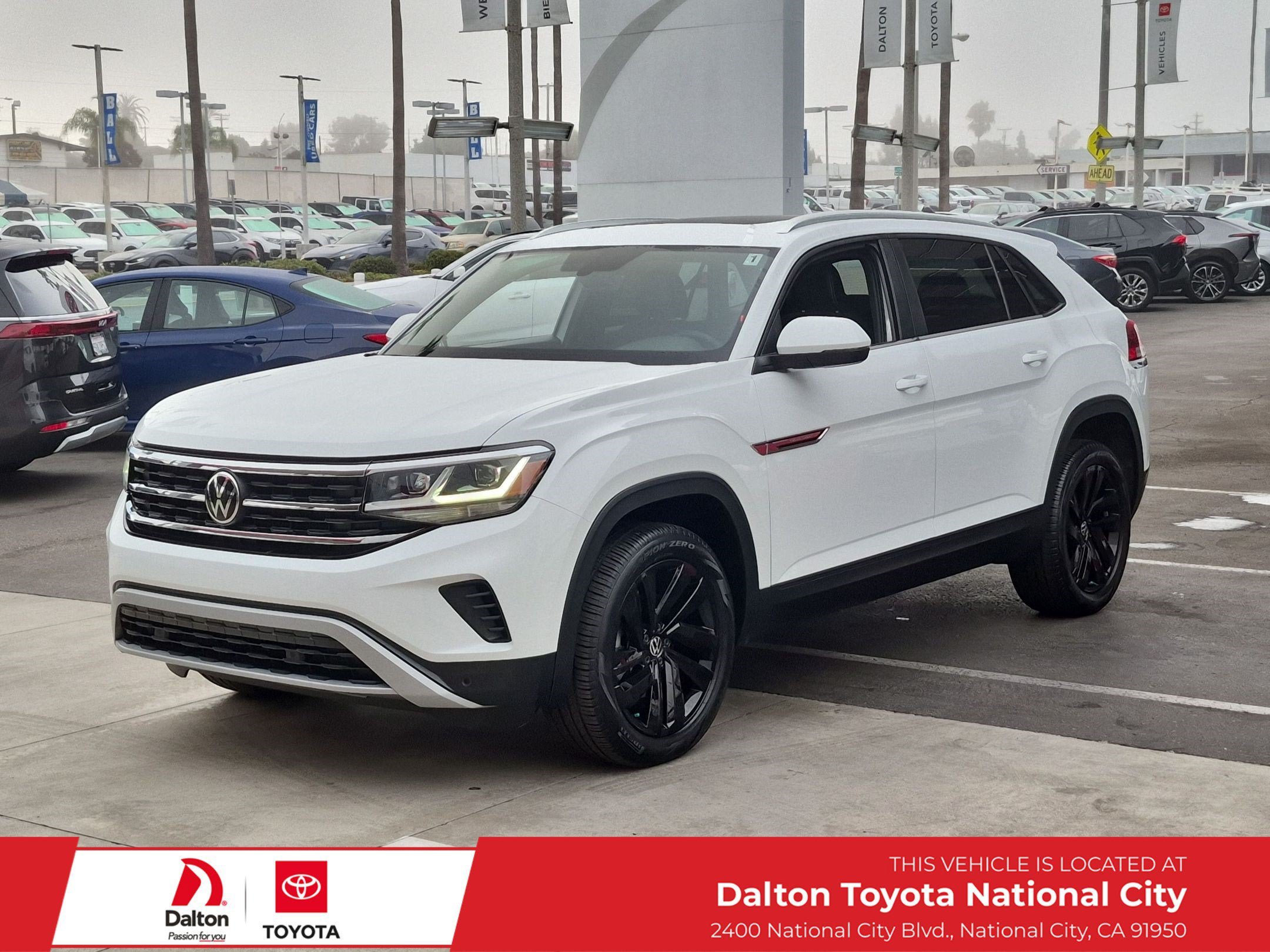Used 2023 Volkswagen Atlas Cross Sport SE w/ Panoramic Sunroof Package