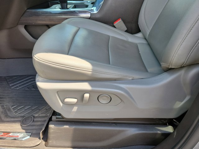 Used 2024 Chevrolet Silverado 1500 LTZ image 6