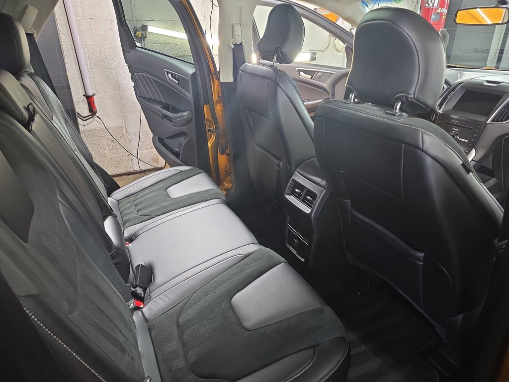 Used 2016 Ford Edge Sport w/ Canadian Touring Package AWD/4WD image 11