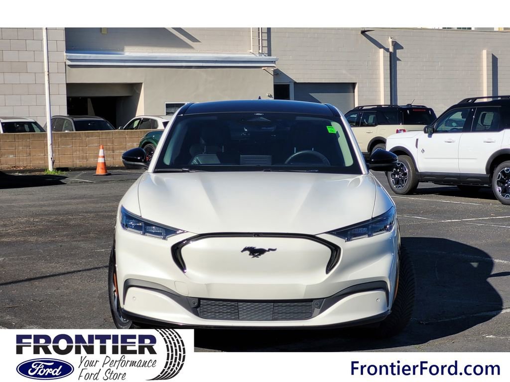 Used 2021 Ford Mustang Mach-E Premium image 3