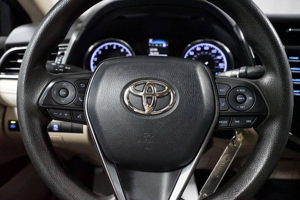 Certified 2020 Toyota Camry LE FWD image 12