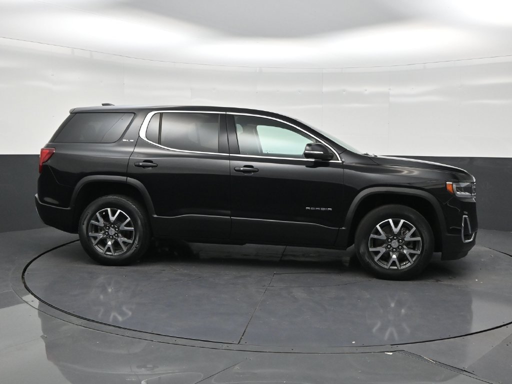 Used 2023 GMC Acadia SLE FWD image 6