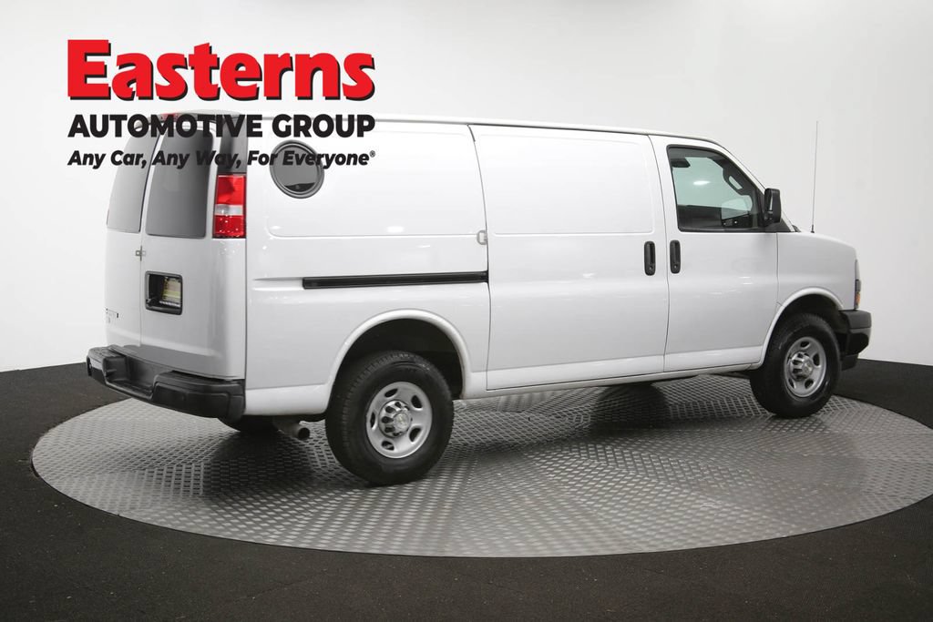 Used 2021 Chevrolet Express 3500 w/ Driver Convenience Package RWD image 38