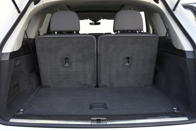 Used 2023 Audi Q7 3.0T Prestige w/ Prestige Package AWD/4WD image 32