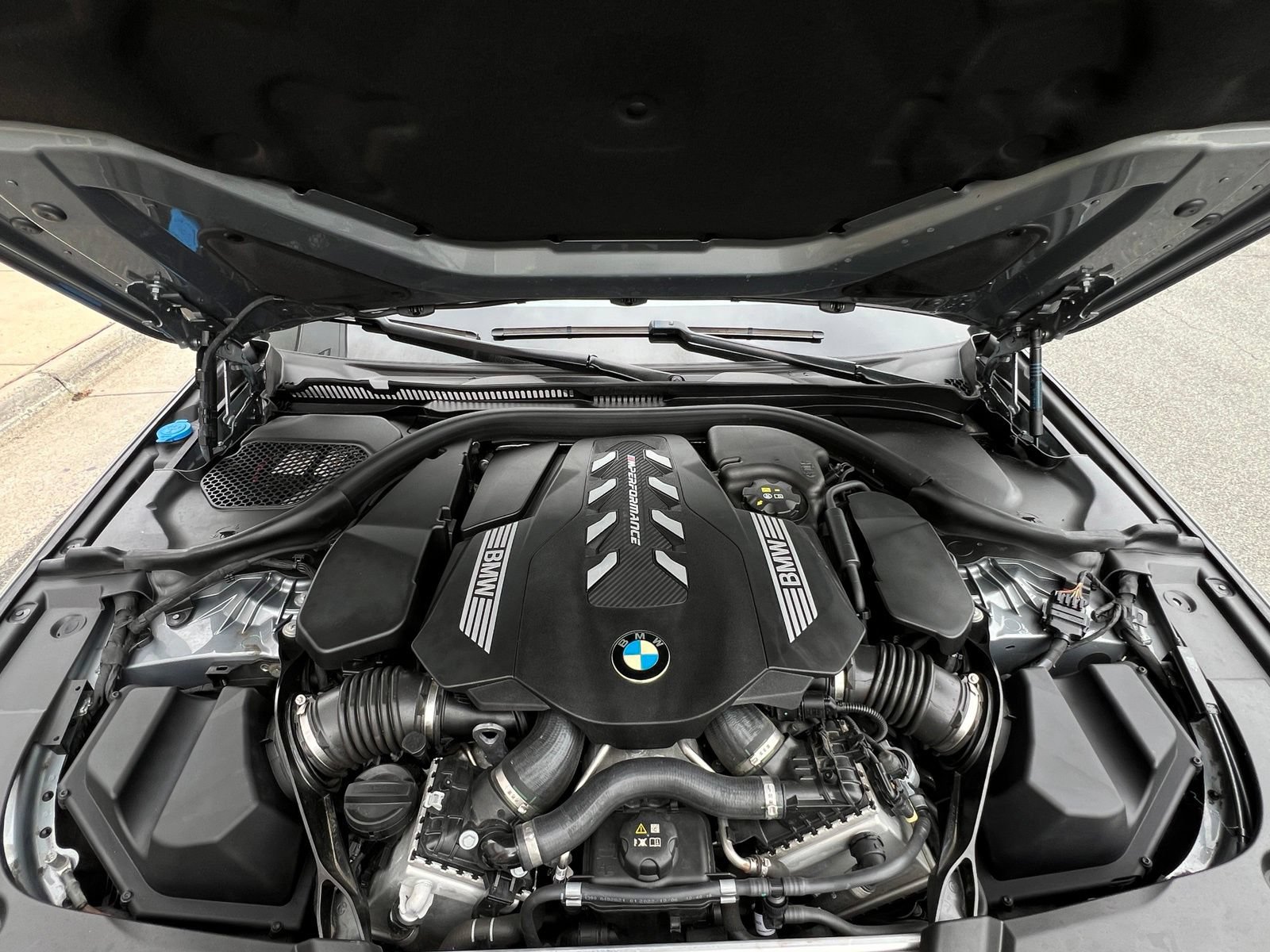Used 2023 BMW M550i xDrive w/ Executive Package AWD/4WD image 24
