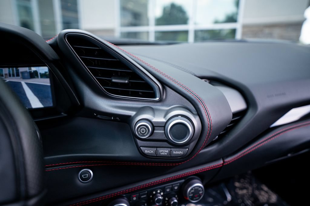 Used 2016 Ferrari 488 GTB RWD image 43