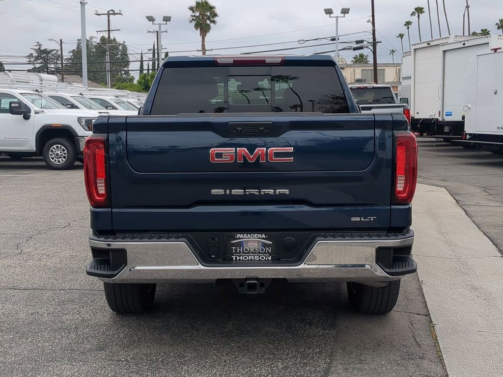Used 2022 GMC Sierra 1500 SLT w/ SLT Convenience Package image 5