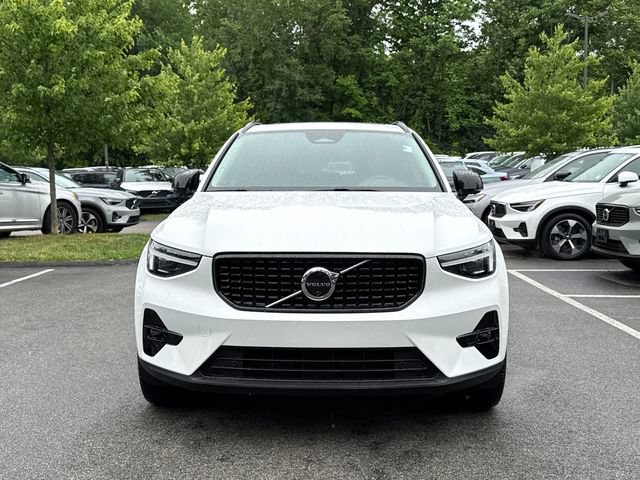 Used 2026 Volvo XC40 B5 Plus AWD/4WD image 8