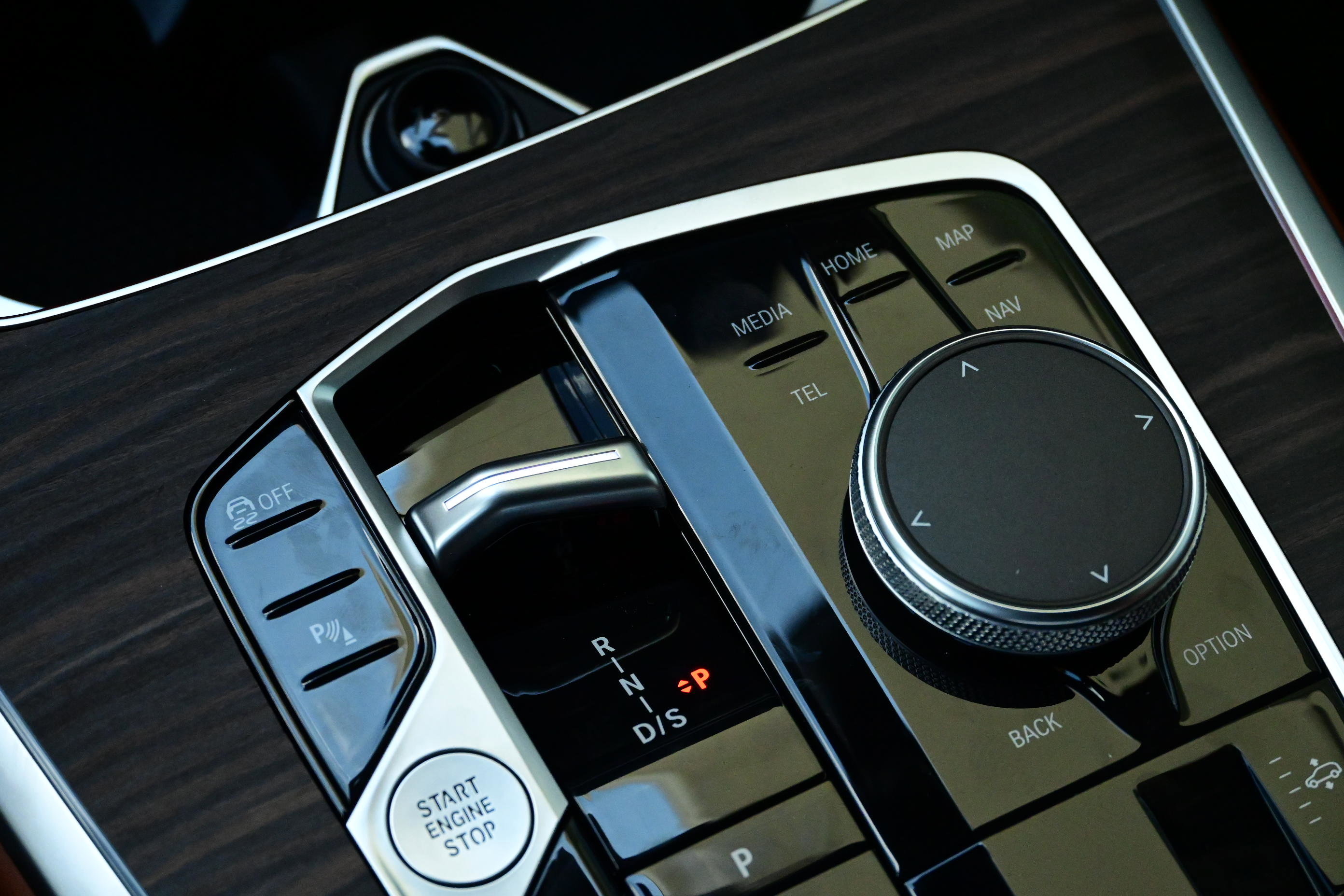 New 2026 BMW X7 xDrive40i w/ M Sport Package image 19