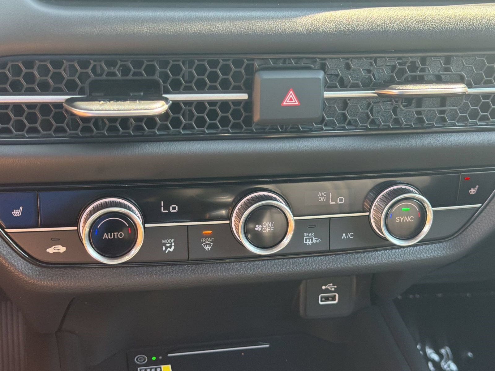 Used 2025 Honda HR-V EX-L image 25