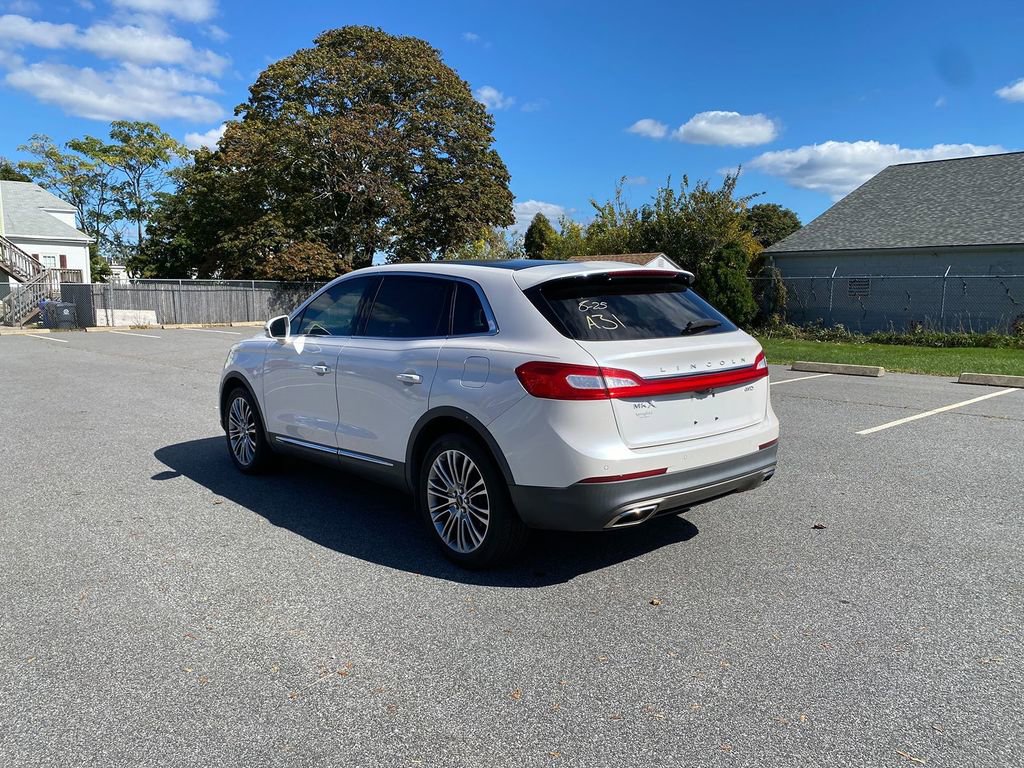Used 2016 Lincoln MKX Reserve w/ Cargo Utility Package image 8