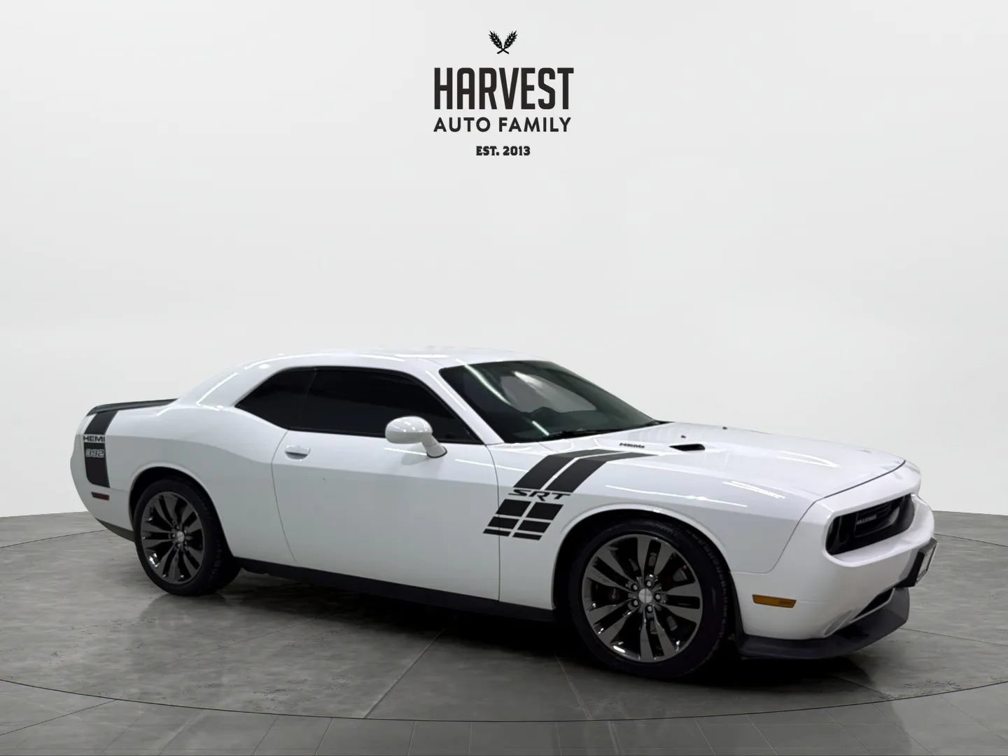 Used 2014 Dodge Challenger SRT8 Core RWD image 9