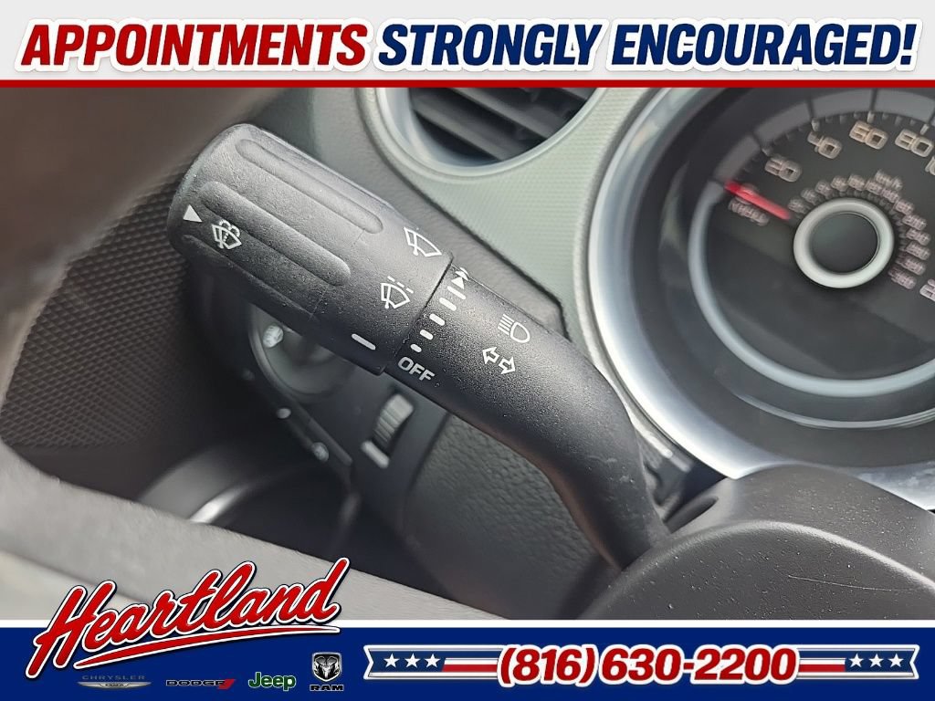 Used 2013 Ford Mustang Shelby GT500 RWD image 52