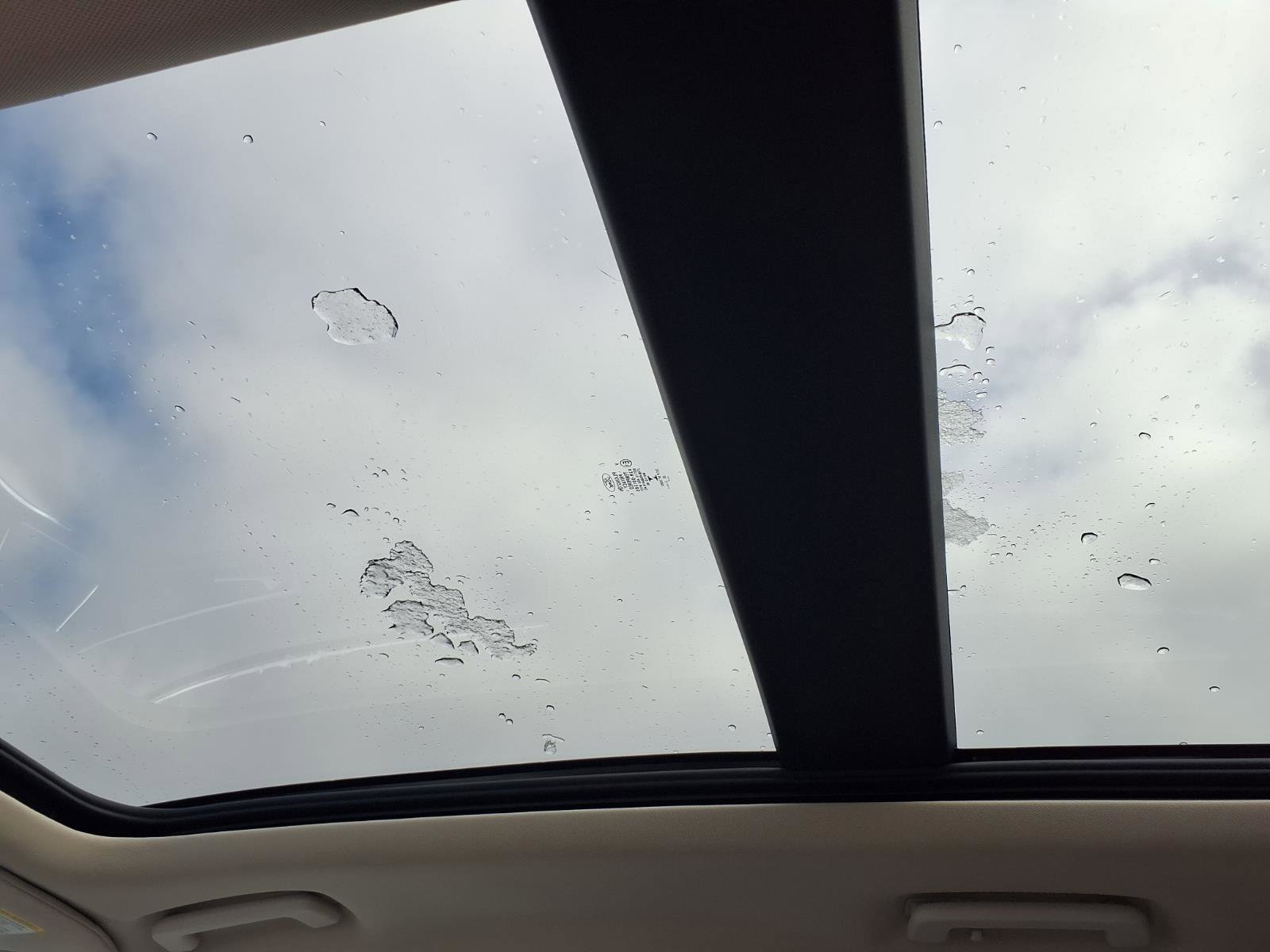 Used 2023 Ford Edge Titanium w/ Class II Trailer Tow Package image 8