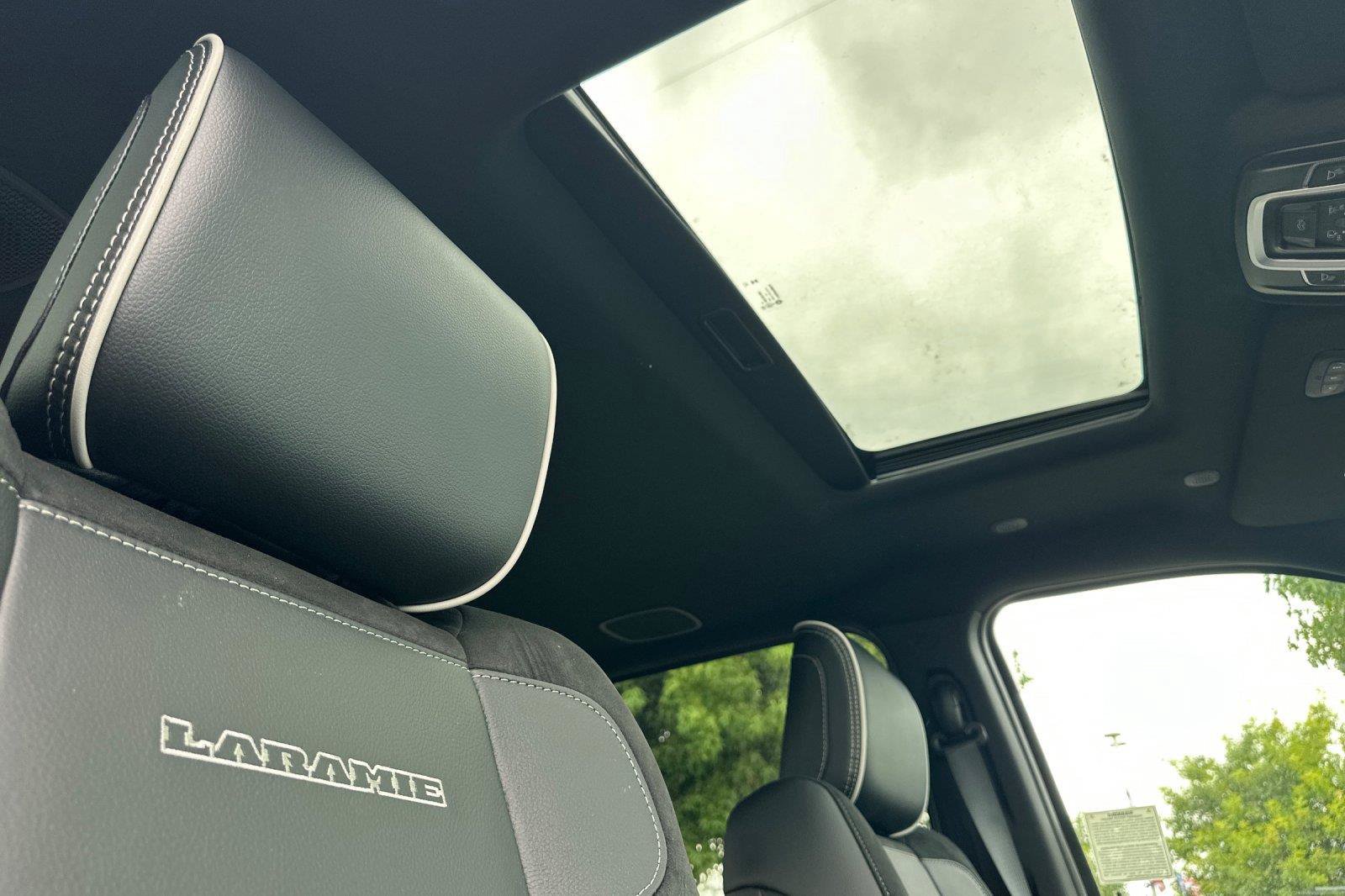 New 2027 RAM 3500 Laramie AWD/4WD image 15