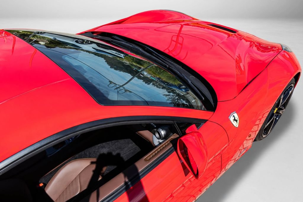 Certified 2017 Ferrari F12 Berlinetta RWD image 18