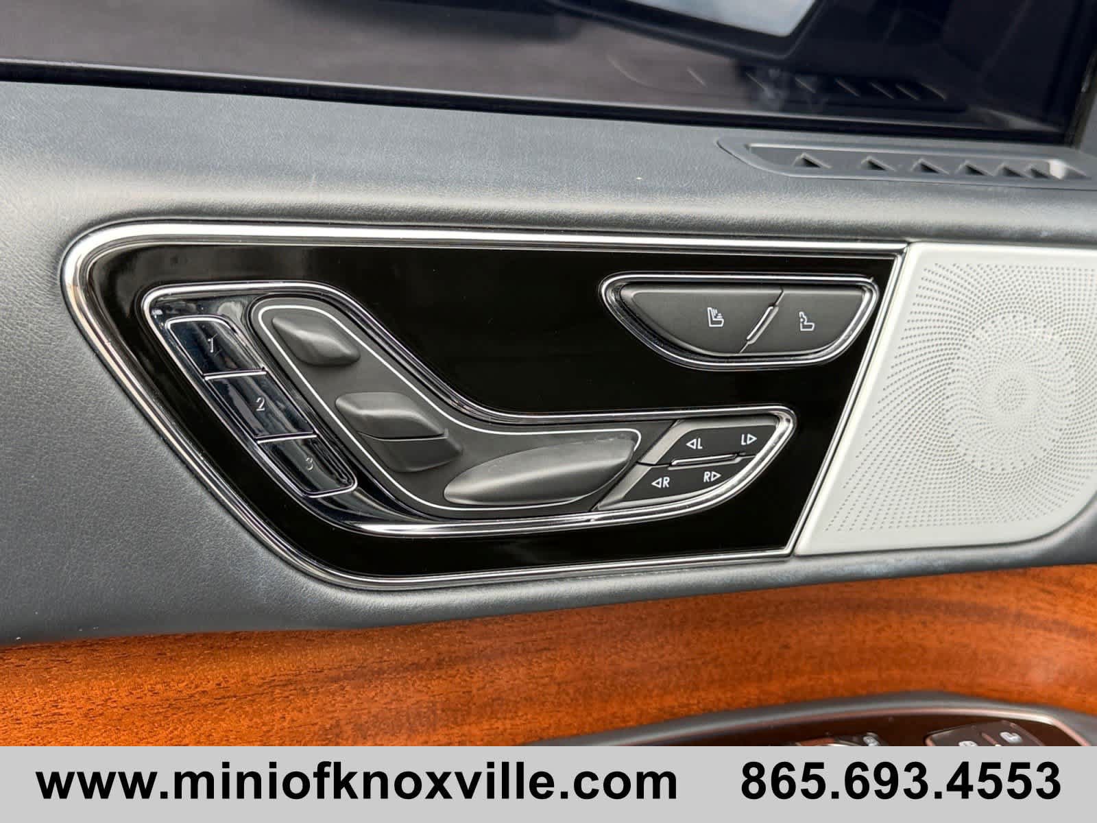 Used 2023 Lincoln Navigator L Black Label AWD/4WD image 16